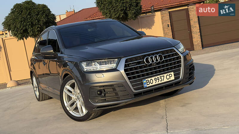 Внедорожник / Кроссовер Audi Q7 2016 в Павлограде