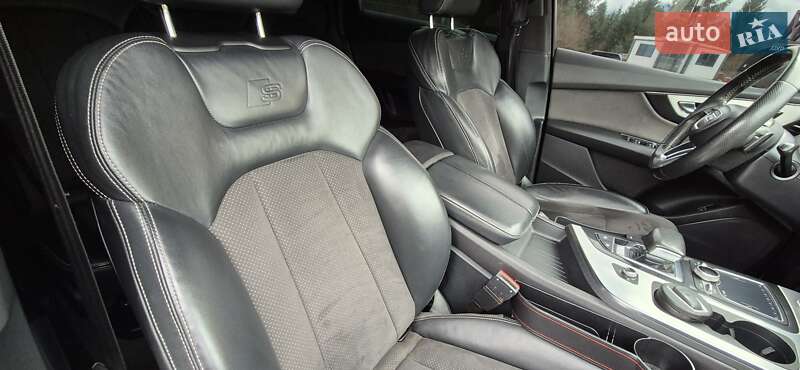 Позашляховик / Кросовер Audi Q7 2017 в Яремчі