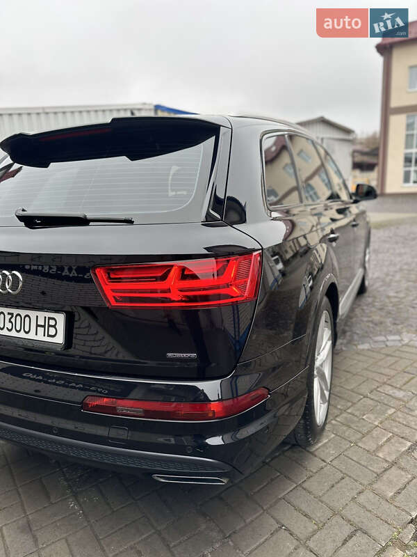 Внедорожник / Кроссовер Audi Q7 2019 в Житомире