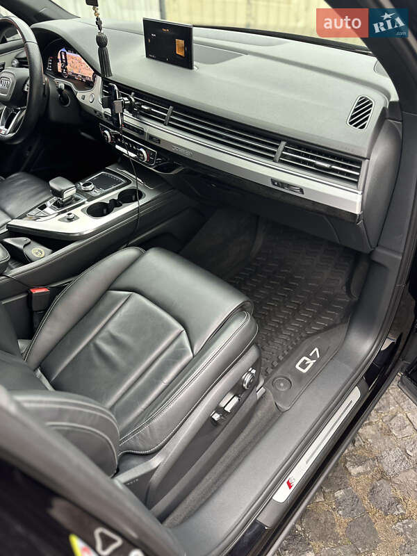 Внедорожник / Кроссовер Audi Q7 2019 в Житомире