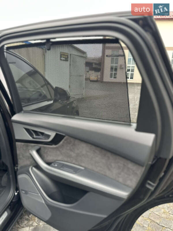 Внедорожник / Кроссовер Audi Q7 2019 в Житомире