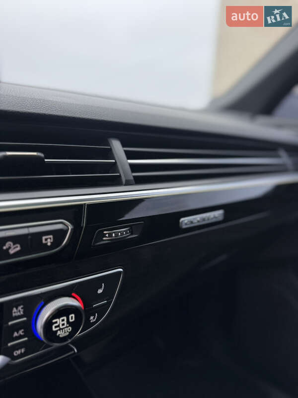 Позашляховик / Кросовер Audi Q7 2017 в Дубні фото 40 Позашляховик / Кросовер Audi Q7 2017 в Дубні