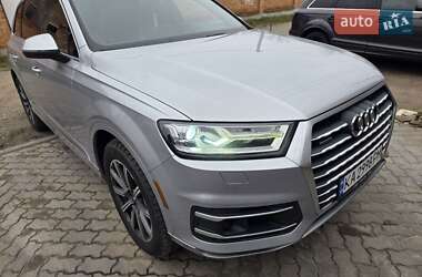 Внедорожник / Кроссовер Audi Q7 2015 в Киеве
