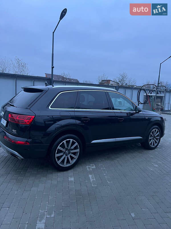 Позашляховик / Кросовер Audi Q7 2016 в Хусті фото 13 Позашляховик / Кросовер Audi Q7 2016 в Хусті