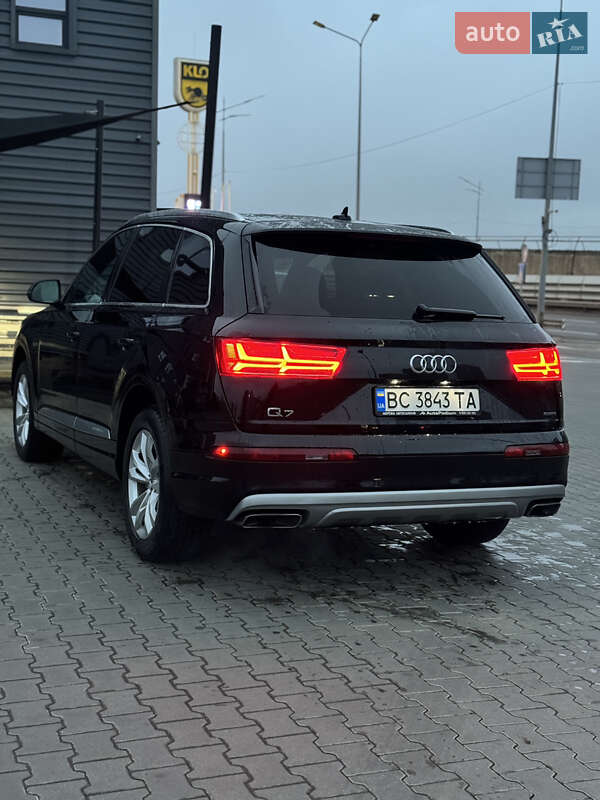 Внедорожник / Кроссовер Audi Q7 2017 в Киеве фото 7 Внедорожник / Кроссовер Audi Q7 2017 в Киеве