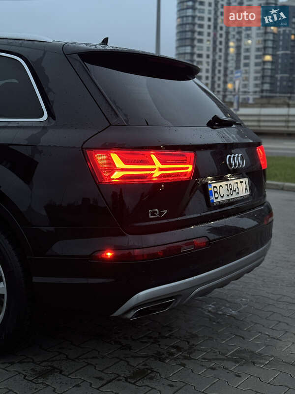 Внедорожник / Кроссовер Audi Q7 2017 в Киеве фото 15 Внедорожник / Кроссовер Audi Q7 2017 в Киеве