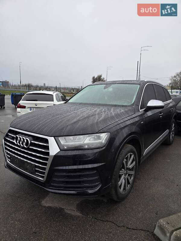 Внедорожник / Кроссовер Audi Q7 2015 в Киеве фото 2 Внедорожник / Кроссовер Audi Q7 2015 в Киеве