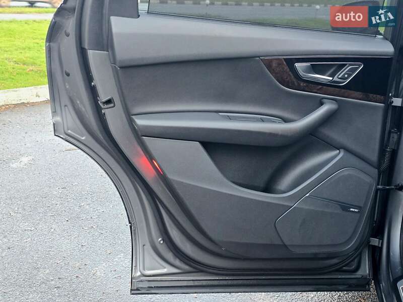 Внедорожник / Кроссовер Audi Q7 2016 в Харькове фото 19 Внедорожник / Кроссовер Audi Q7 2016 в Харькове