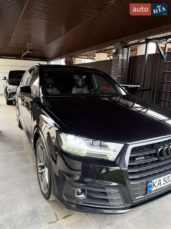 Внедорожник / Кроссовер Audi Q7 2018 в Киеве фото 3 Внедорожник / Кроссовер Audi Q7 2018 в Киеве