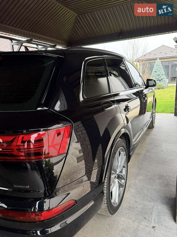 Внедорожник / Кроссовер Audi Q7 2018 в Киеве фото 7 Внедорожник / Кроссовер Audi Q7 2018 в Киеве