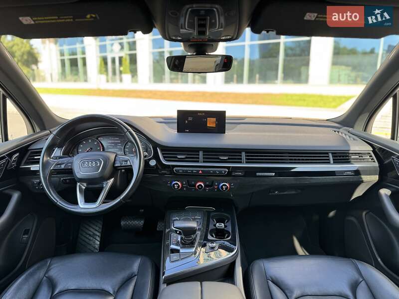 Внедорожник / Кроссовер Audi Q7 2016 в Днепре