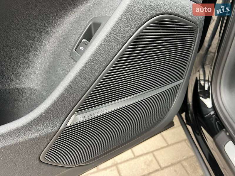 Внедорожник / Кроссовер Audi Q7 2023 в Полтаве