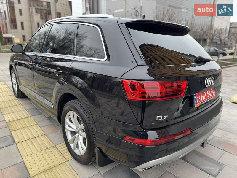 Позашляховик / Кросовер Audi Q7 2017 в Запоріжжі