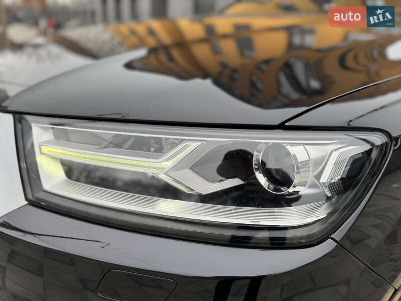 Позашляховик / Кросовер Audi Q7 2017 в Запоріжжі