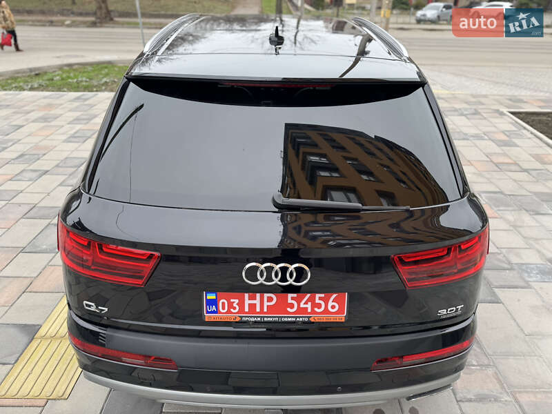 Позашляховик / Кросовер Audi Q7 2017 в Запоріжжі