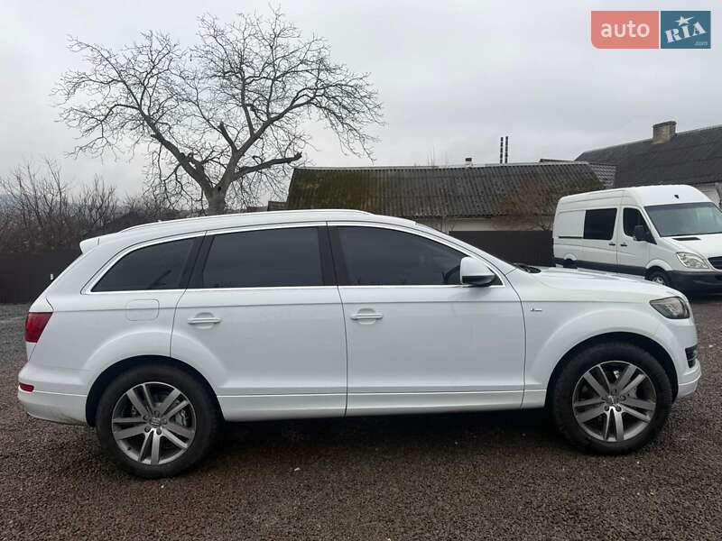 Внедорожник / Кроссовер Audi Q7 2013 в Кременце