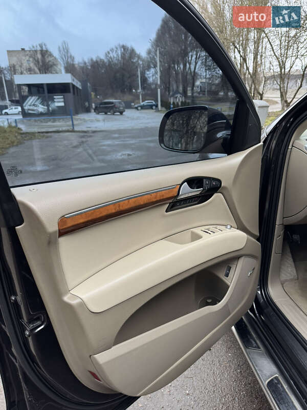 Внедорожник / Кроссовер Audi Q7 2013 в Тернополе фото 24 Внедорожник / Кроссовер Audi Q7 2013 в Тернополе