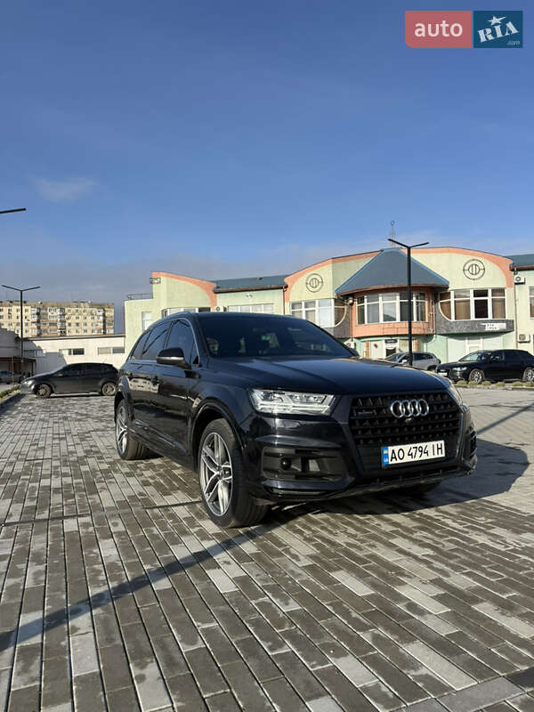 Внедорожник / Кроссовер Audi Q7 2016 в Ужгороде фото 6 Внедорожник / Кроссовер Audi Q7 2016 в Ужгороде