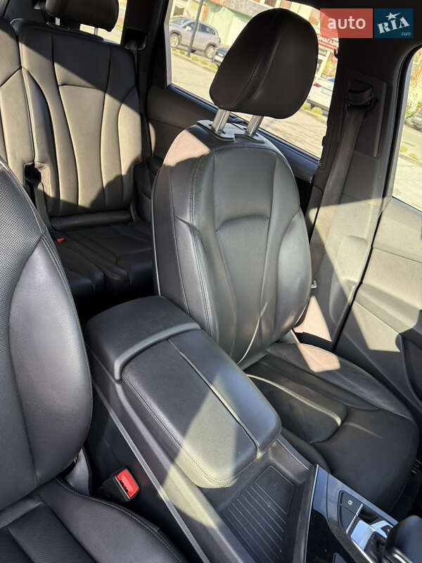 Внедорожник / Кроссовер Audi Q7 2016 в Ужгороде фото 24 Внедорожник / Кроссовер Audi Q7 2016 в Ужгороде