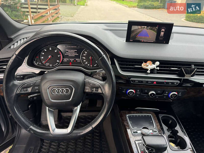 Внедорожник / Кроссовер Audi Q7 2017 в Одессе