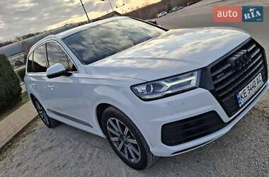 Позашляховик / Кросовер Audi Q7 2015 в Дніпрі