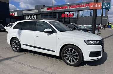 Внедорожник / Кроссовер Audi Q7 2018 в Киеве