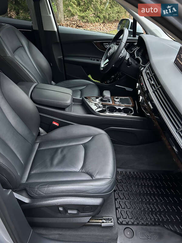 Внедорожник / Кроссовер Audi Q7 2018 в Львове фото 33 Внедорожник / Кроссовер Audi Q7 2018 в Львове