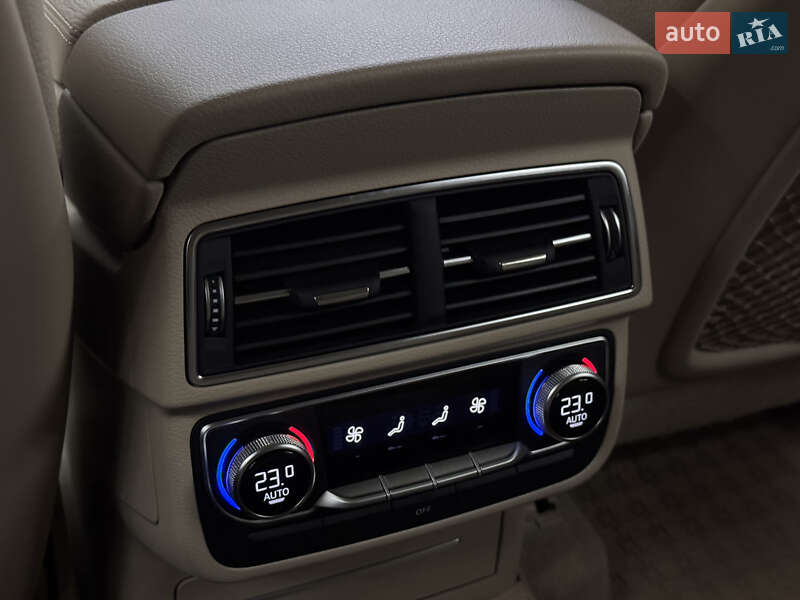 Внедорожник / Кроссовер Audi Q7 2015 в Киеве фото 30 Внедорожник / Кроссовер Audi Q7 2015 в Киеве