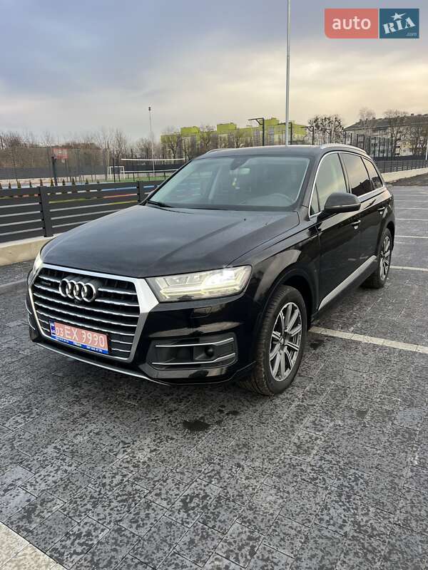 Audi Q7 2016