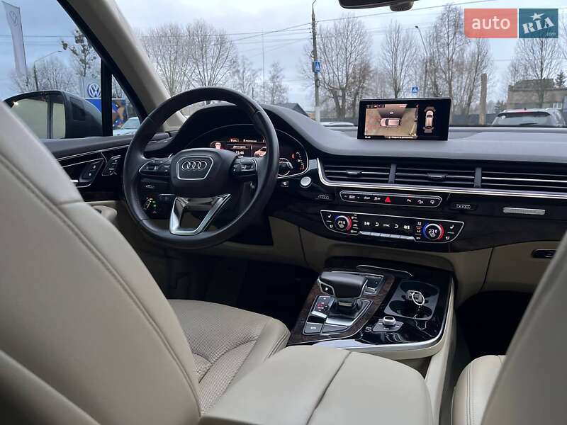 Внедорожник / Кроссовер Audi Q7 2016 в Житомире