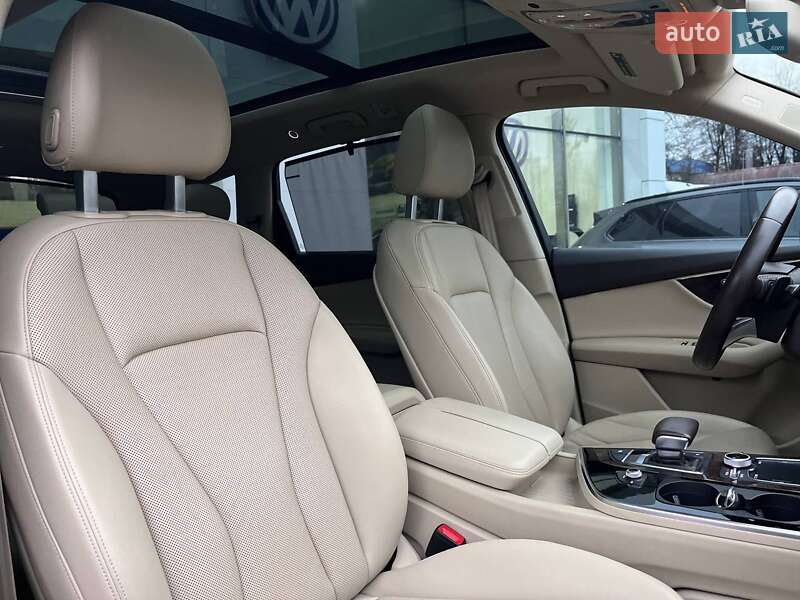 Внедорожник / Кроссовер Audi Q7 2016 в Житомире