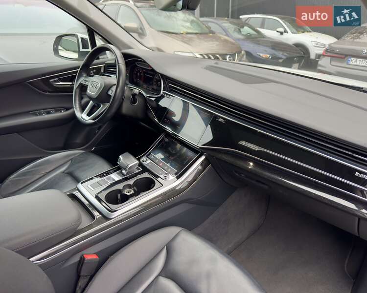 Внедорожник / Кроссовер Audi Q7 2020 в Киеве фото 22 Внедорожник / Кроссовер Audi Q7 2020 в Киеве