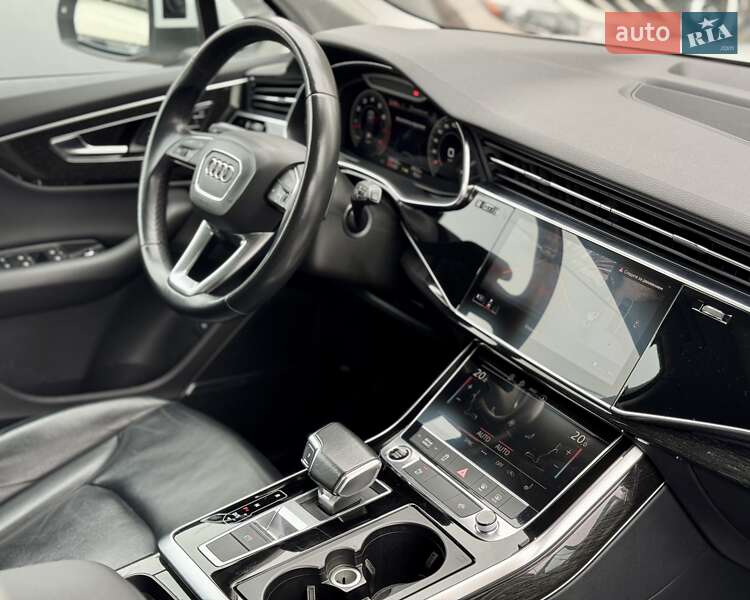 Внедорожник / Кроссовер Audi Q7 2020 в Киеве фото 27 Внедорожник / Кроссовер Audi Q7 2020 в Киеве