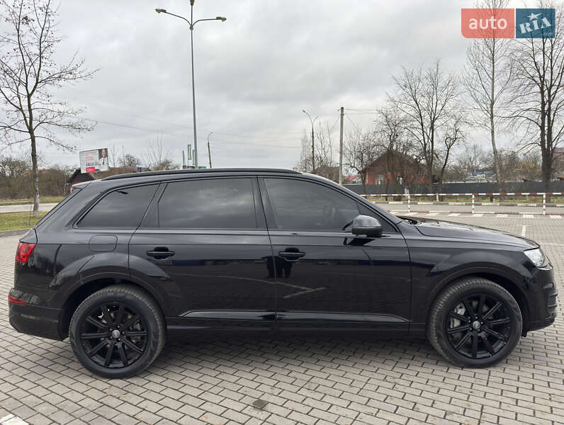 Внедорожник / Кроссовер Audi Q7 2018 в Коломые