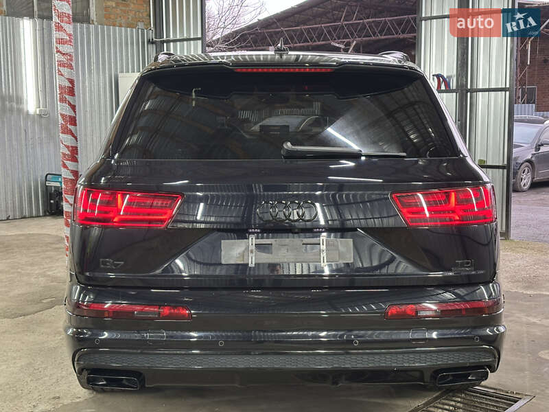 Внедорожник / Кроссовер Audi Q7 2015 в Казатине фото 19 Внедорожник / Кроссовер Audi Q7 2015 в Казатине