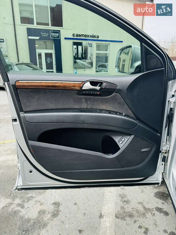 Внедорожник / Кроссовер Audi Q7 2006 в Житомире фото 23 Внедорожник / Кроссовер Audi Q7 2006 в Житомире