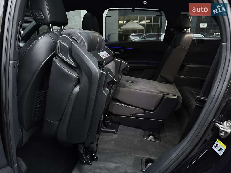 Позашляховик / Кросовер Audi Q7 2018 в Києві фото 33 Позашляховик / Кросовер Audi Q7 2018 в Києві