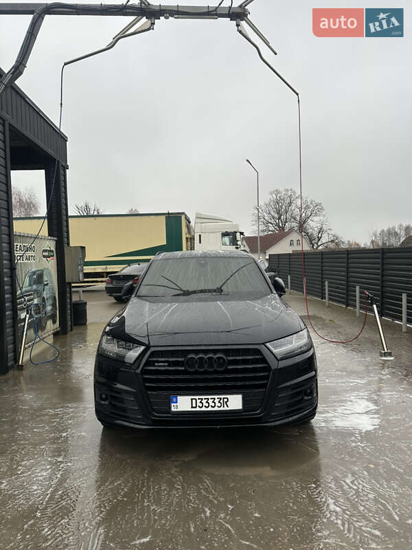 Внедорожник / Кроссовер Audi Q7 2015 в Рокитном фото 3 Внедорожник / Кроссовер Audi Q7 2015 в Рокитном