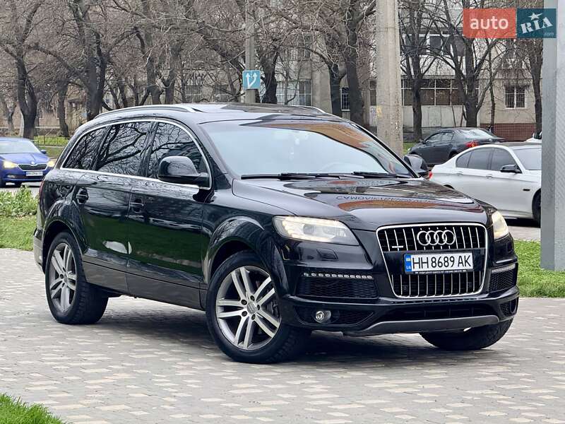 Внедорожник / Кроссовер Audi Q7 2007 в Одессе