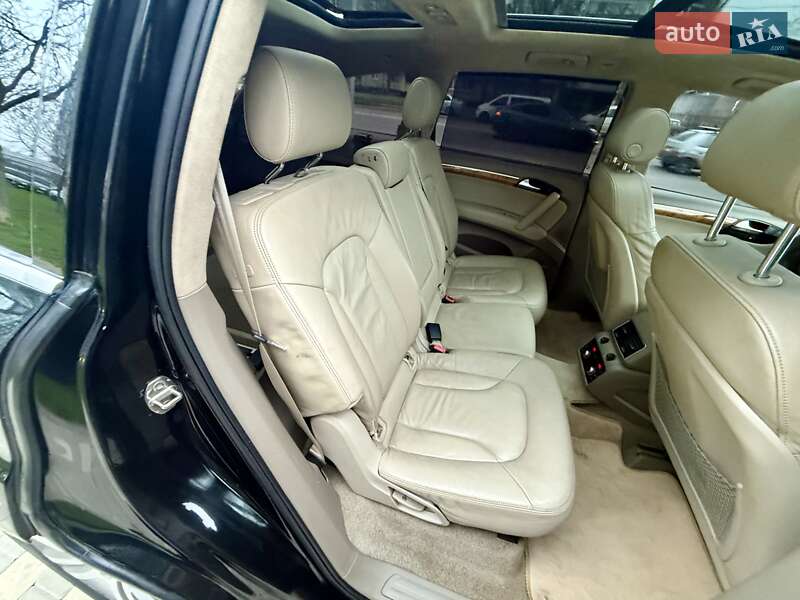 Внедорожник / Кроссовер Audi Q7 2007 в Одессе