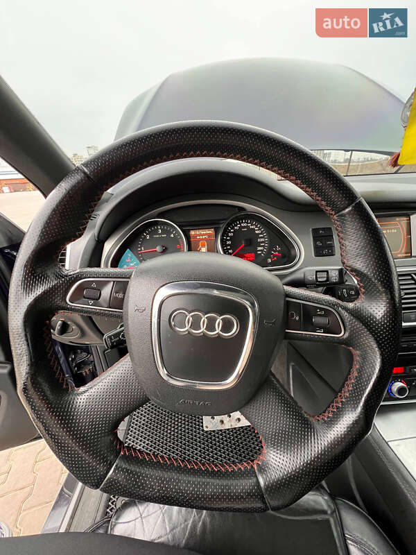 Внедорожник / Кроссовер Audi Q7 2008 в Одессе