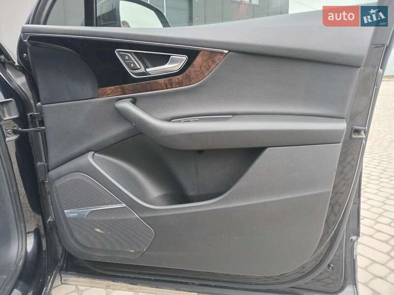 Внедорожник / Кроссовер Audi Q7 2017 в Львове фото 12 Внедорожник / Кроссовер Audi Q7 2017 в Львове