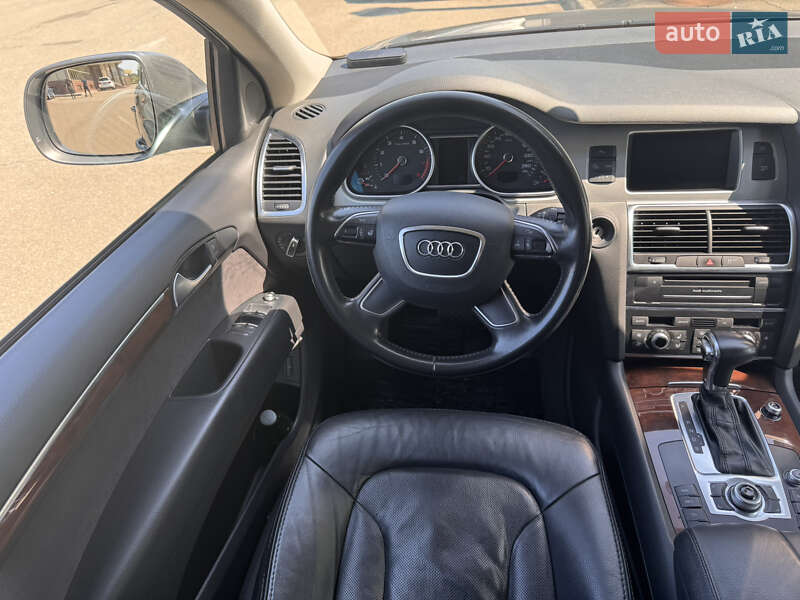 Позашляховик / Кросовер Audi Q7 2012 в Києві фото 14 Позашляховик / Кросовер Audi Q7 2012 в Києві