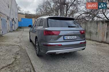 Внедорожник / Кроссовер Audi Q7 2017 в Днепре