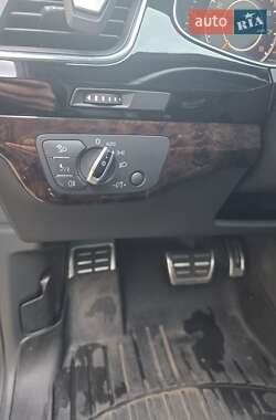 Внедорожник / Кроссовер Audi Q7 2017 в Днепре