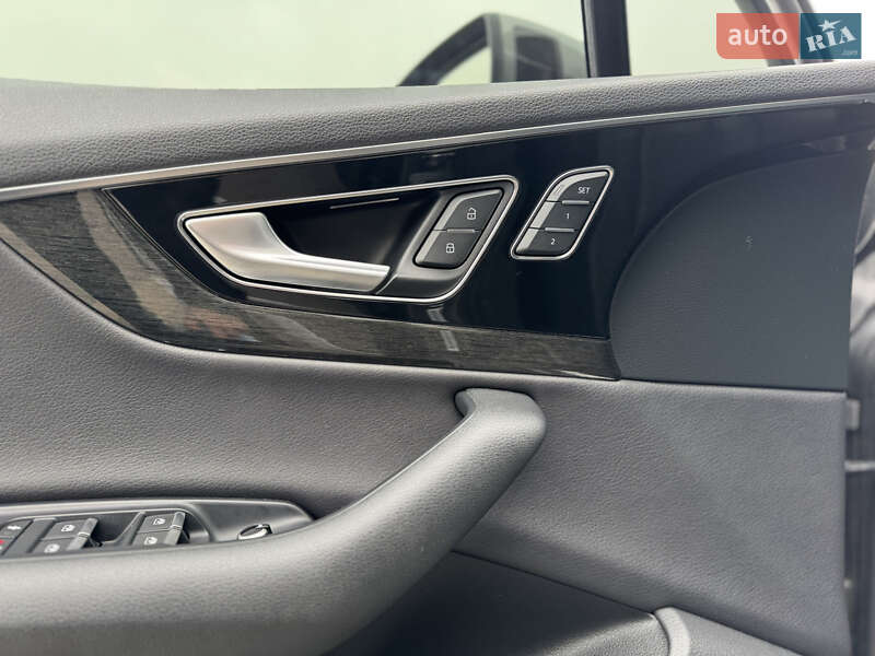 Внедорожник / Кроссовер Audi Q7 2017 в Стрые фото 46 Внедорожник / Кроссовер Audi Q7 2017 в Стрые