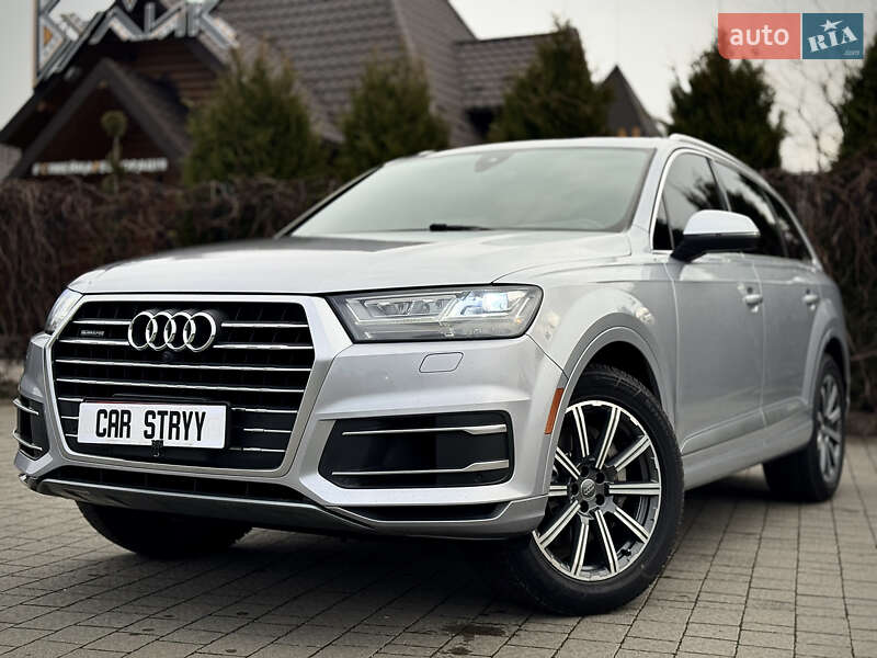 Внедорожник / Кроссовер Audi Q7 2017 в Стрые