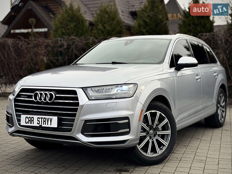 Внедорожник / Кроссовер Audi Q7 2017 в Стрые