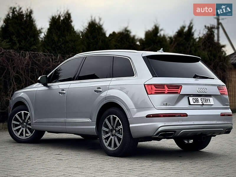 Внедорожник / Кроссовер Audi Q7 2017 в Стрые