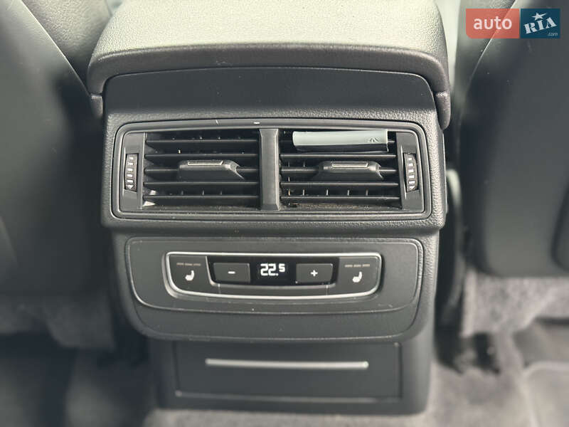 Внедорожник / Кроссовер Audi Q7 2017 в Стрые